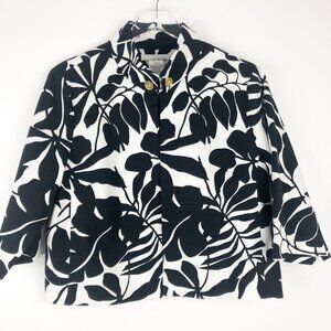 Lucy & Laurel Swing Jacket. Black/White Leaf Print. Size M